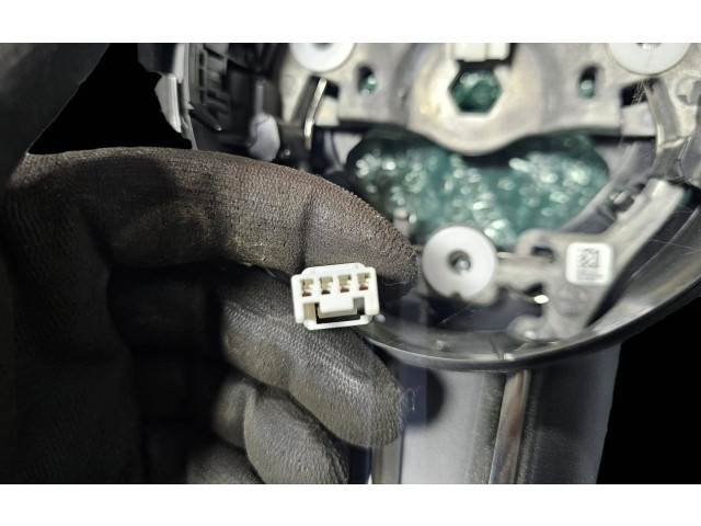 Руль Mazda 3 2019 - года