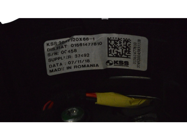 Volant Alfa Romeo Stelvio 2019 01561477810