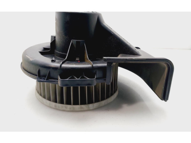 Вентилятор печки    6Q1819015G   Volkswagen Polo IV 9N3