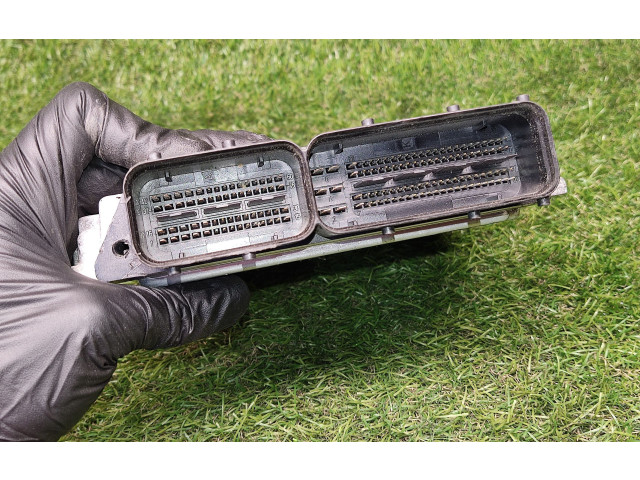 Блок управления двигателем Блок управления 1K0907115B, 0261S02080 Volkswagen Jetta V