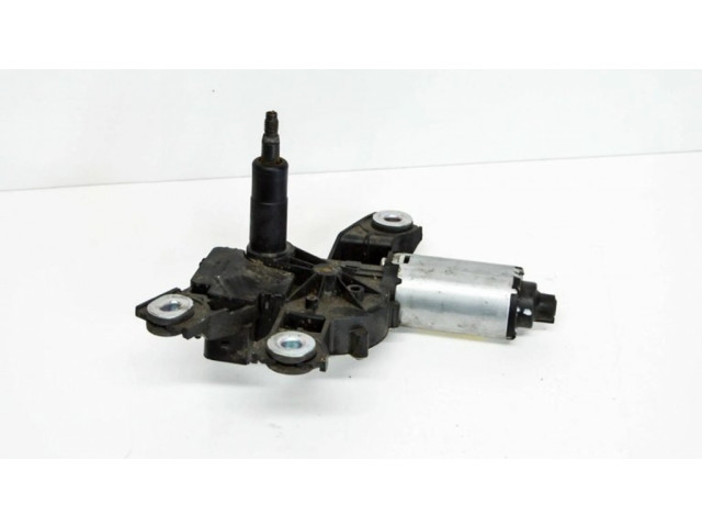 Двигатель стеклоочистителя заднего стекла