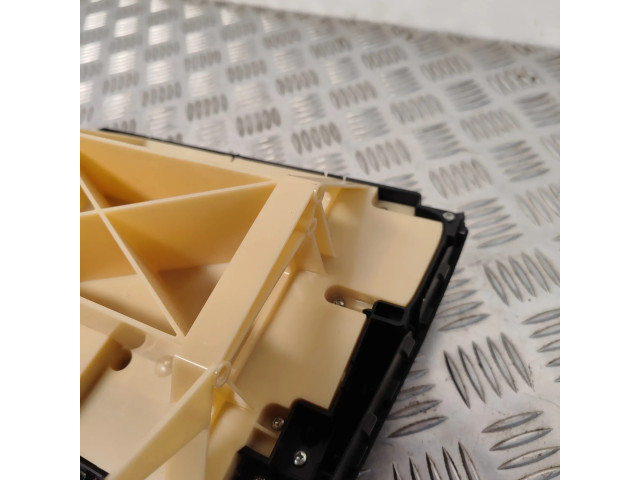 Блок управления климат-контролем 758950   Lexus IS 220D-250-350