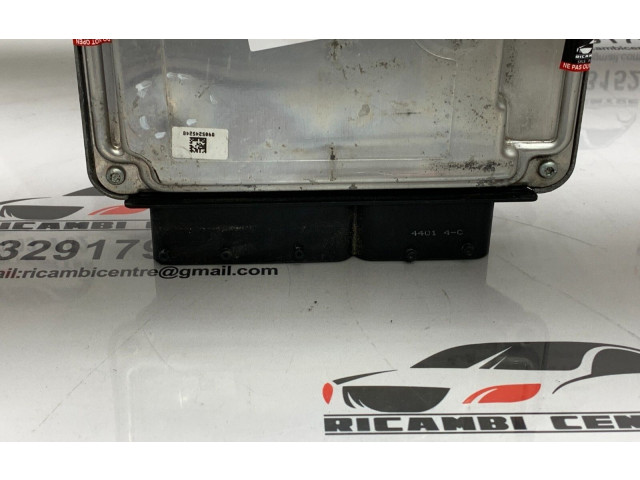 Блок управления двигателем Блок управления 8P0907115BA, 0261S05898   Audi A3 8Y