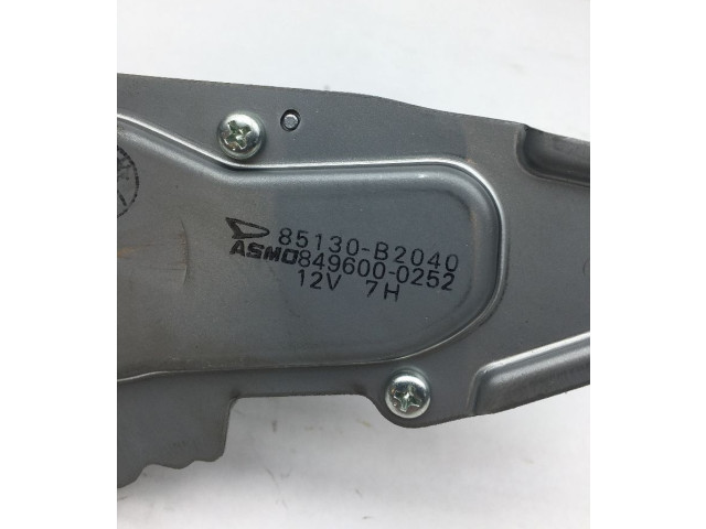 Моторчик заднего дворника 85130-B2040    Daihatsu Trevis