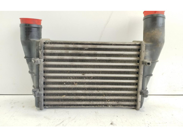 Интеркулер  058145805A   Volkswagen PASSAT 