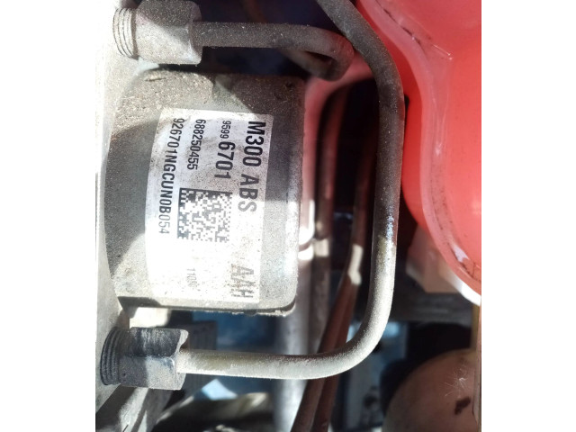 Блок АБС 688250455   Chevrolet  Spark   -  года