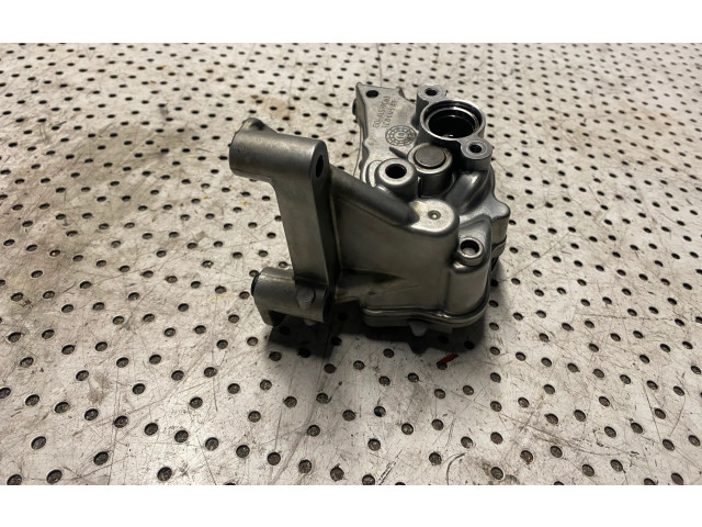 Čerpadlo oleje 03L115105C Volkswagen Caddy