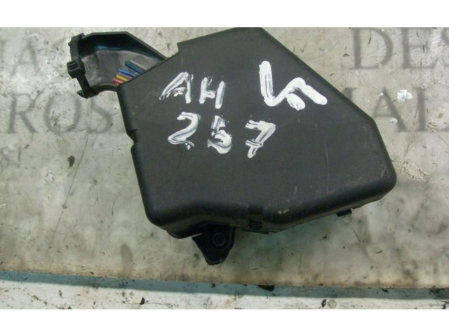 Pojistková skříňka Řídící jednotka BSM 8D1941824, 0615285 Audi A3 S3 8L 1999