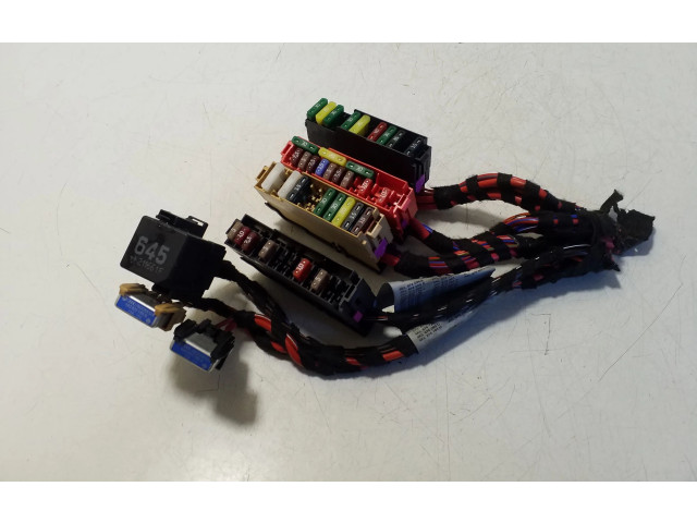 Блок предохранителей TAB010619FB, 8K0941824A Audi e-tron