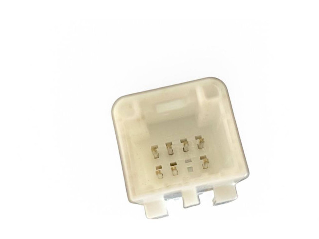 Зеркало электрическое Dacia Dokker 2012 - года