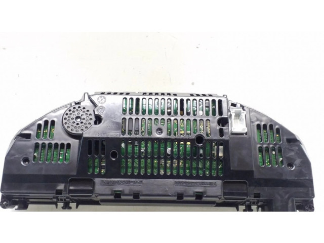 Панель приборов A2049005602, A2044400247   Mercedes-Benz C W204       