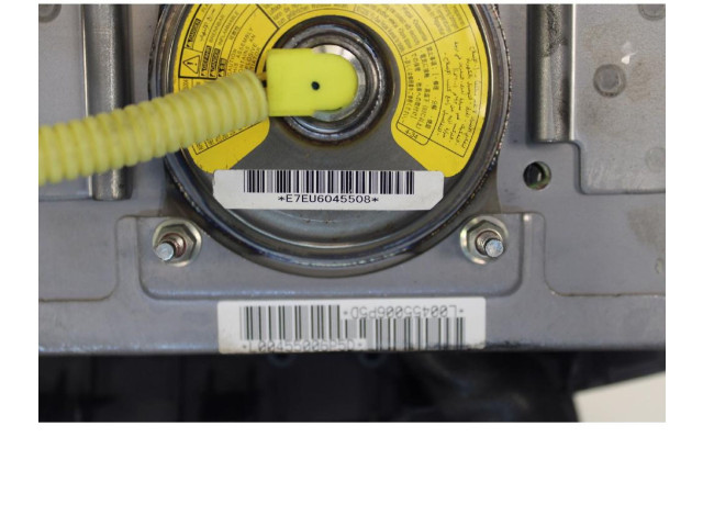 Подушка безопасности пассажира Daihatsu Trevis