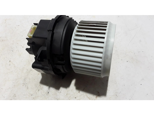 Вентилятор печки 272104788R Renault Captur II