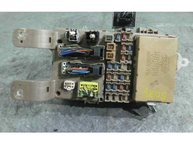 Pojistková skříňka Řídící jednotka BSM 8264113040, 2313000231 Toyota Corolla E120 E130 2003