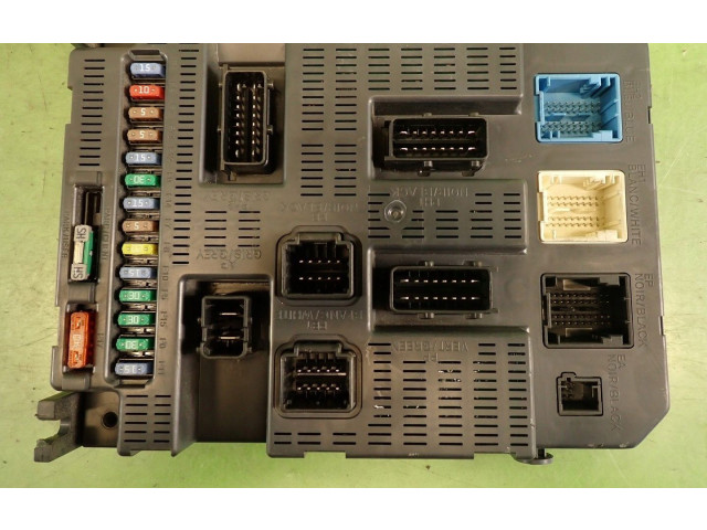 Блок предохранителей 9663798580   Citroen C4 I    