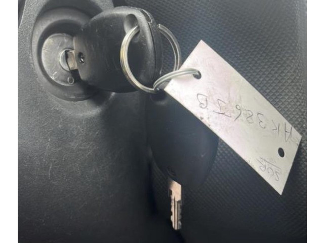 Моторчик заднего дворника 8200734582 Dacia Sandero