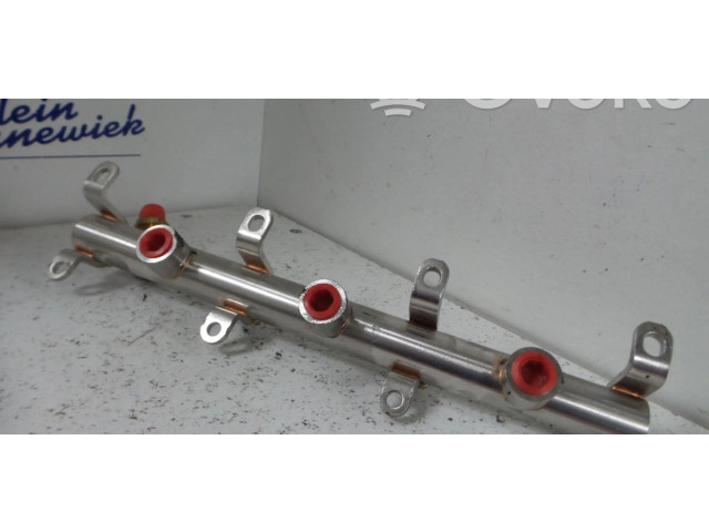 Vstřikovací lišta 06M133315L Volkswagen Touareg III DCBE DCB