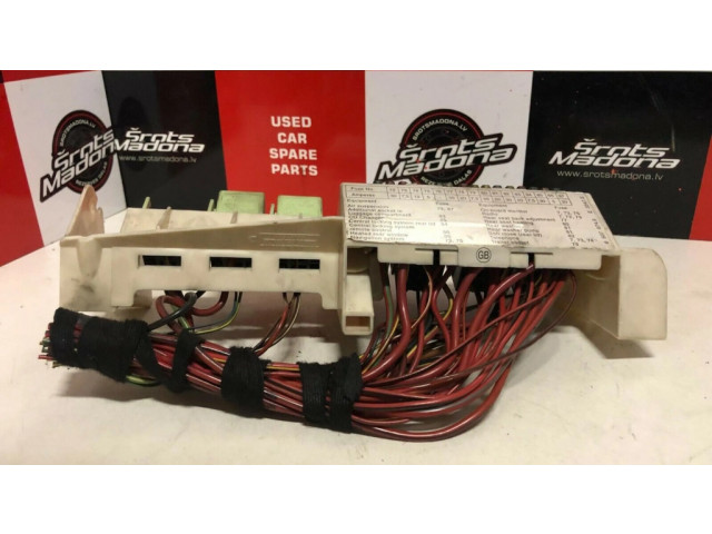 Pojistková skříňka 8383720 BMW X5 E53 2004