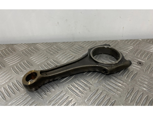 Шатун  R6MK    Audi Q5 SQ5  