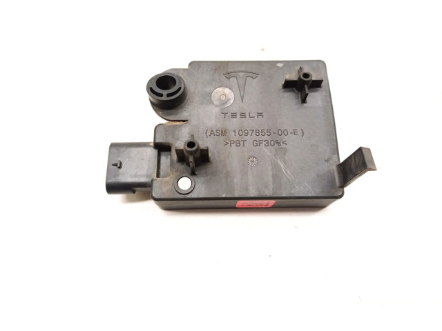 Блок управления 1097855-00-E Tesla Model 3