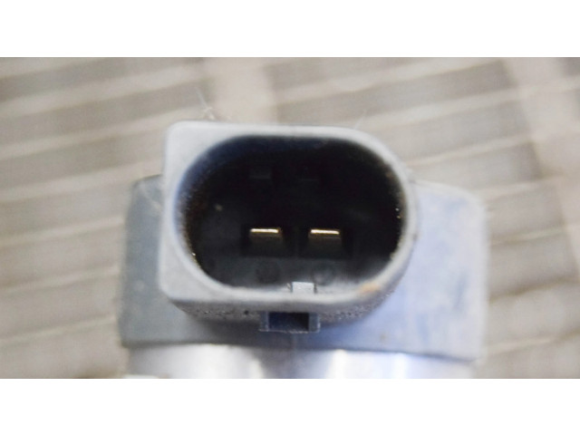 Vstřikovací lišta 0445214315, 8514154   BMW X1 F48 F49  pro naftový motor 2.0 B47 C20 A 