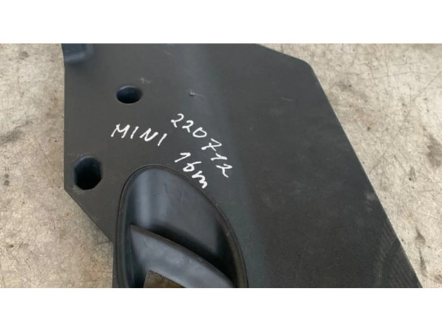 Другая деталь салона