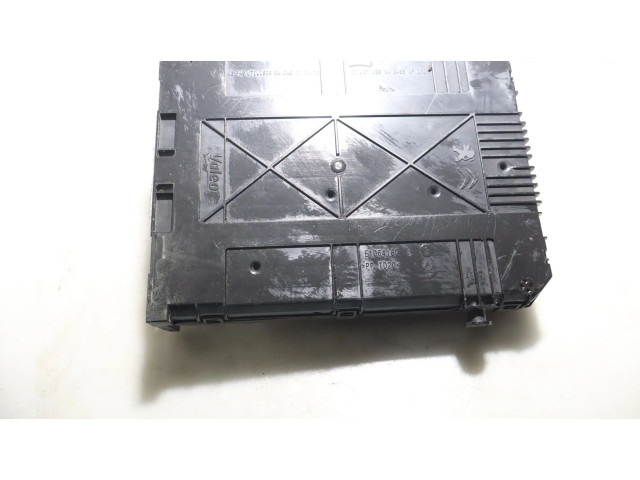   Pojistková skříňka    Peugeot 301 2018