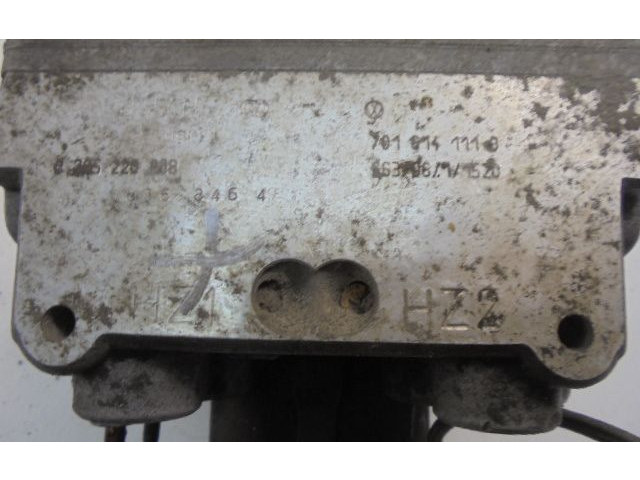 Блок АБС 703907379A, 703907379A   Volkswagen  Transporter - Caravelle T4  1991 - 2003 года