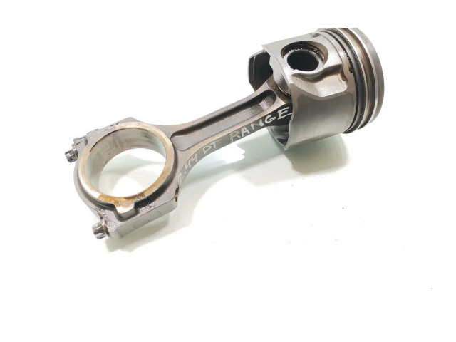 Поршень с шатуном DT224 Land Rover Defender