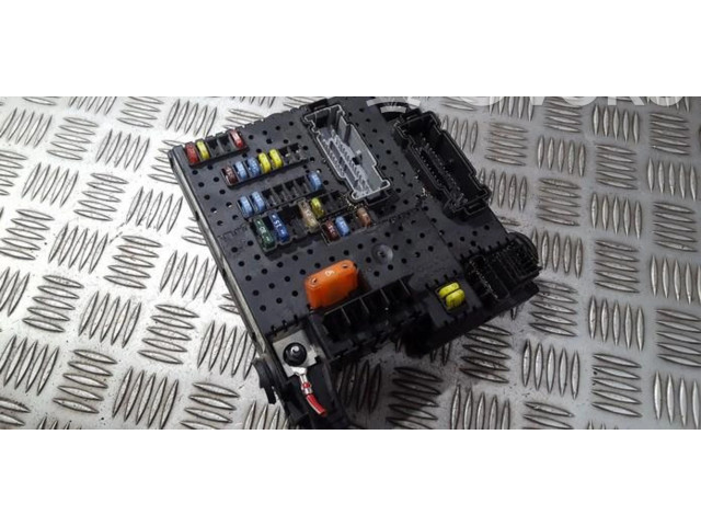 Блок предохранителей 30728512, 06w022 Volvo XC90