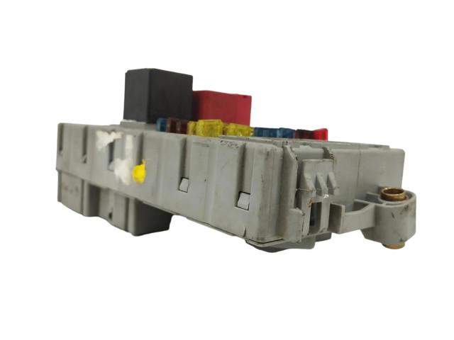 Блок предохранителей 51732919 Fiat Idea