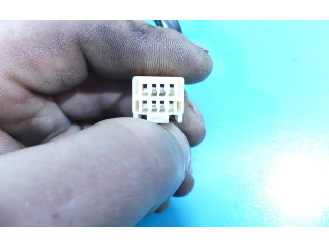 Зеркало электрическое Mazda MPV II LW 1999 - 2007 года