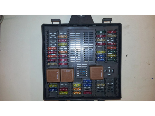 Блок предохранителей 2W9314N023BC, 2W9314A073BE Jaguar XJ X350