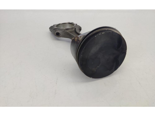 Поршень с шатуном DNU 06K107065AG Volkswagen Golf VII