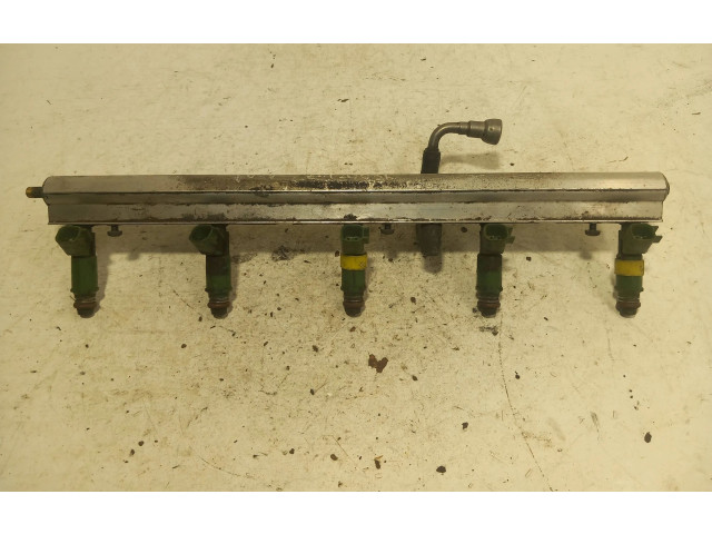 Топливная рампа 9202710 Volvo S60 для двигателя B5244T3