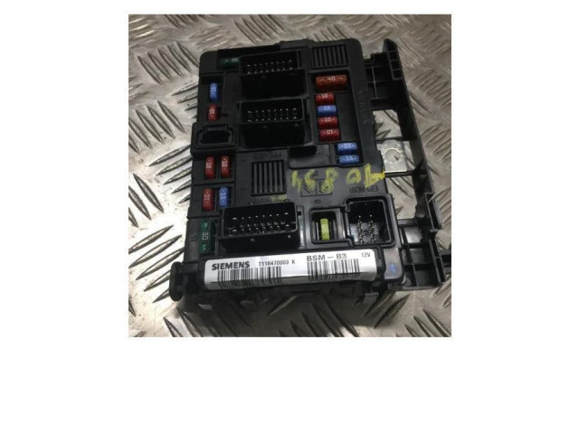 Блок предохранителей 0000654588, 0000654588 Citroen C2