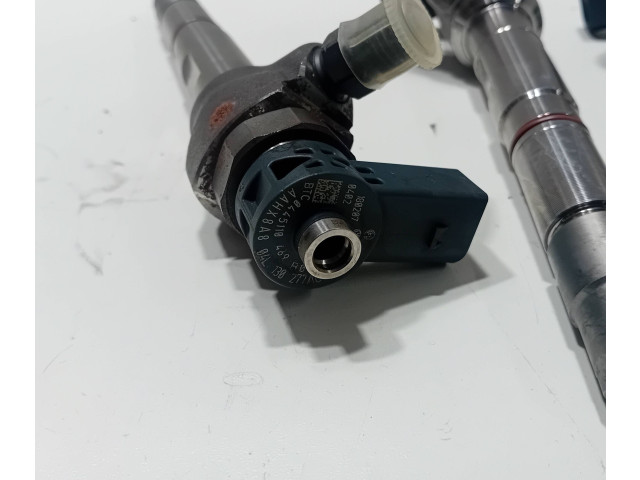 Комплект форсунок 04L130277AC Skoda Octavia Mk4