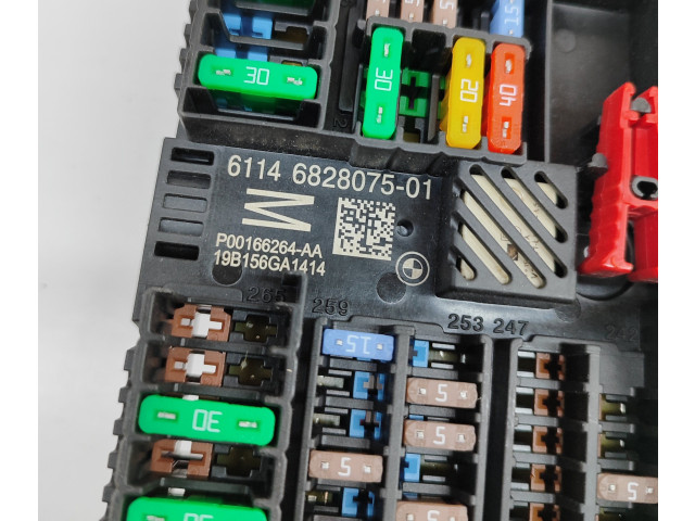 Блок предохранителей 6828075, 8795478 BMW X3 G01