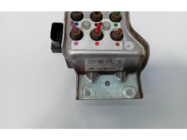 Řídící jednotka Audi A8 S8 D3 4E