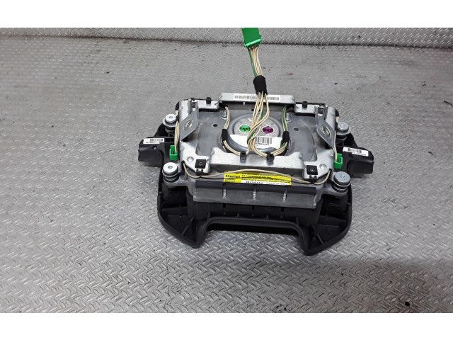 Подушка безопасности водителя 30754313 Volvo V70