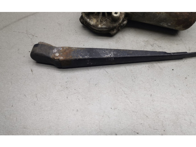 Двигатель стеклоочистителей       Mercedes-Benz W123  1976 - 1985 года   