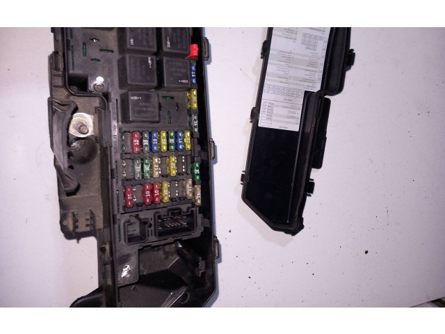 Блок предохранителей  9494210, GSB20GF10   Volvo V70    