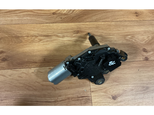 Моторчик заднего дворника 1T0955711C, 0390201598 Volkswagen Caddy