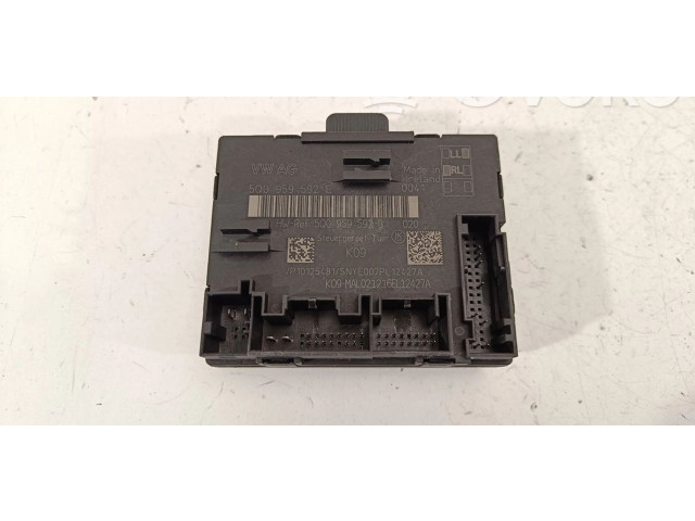 Блок управления 5Q0959592B   Volkswagen Touran III