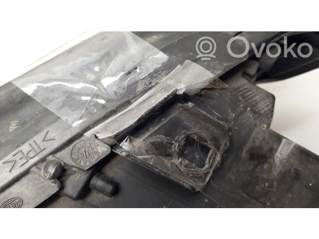 Передняя фара