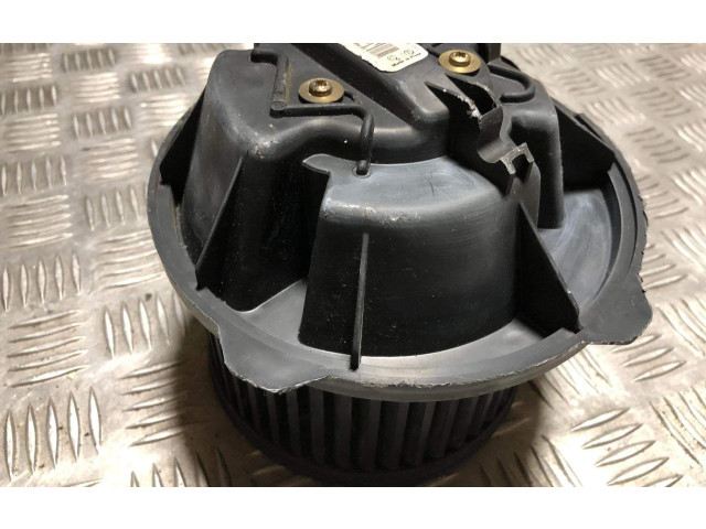 Вентилятор печки Citroen C5 2005 - 2008 года