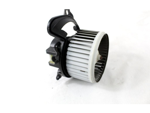 Вентилятор печки    77364953   Fiat Punto (199)