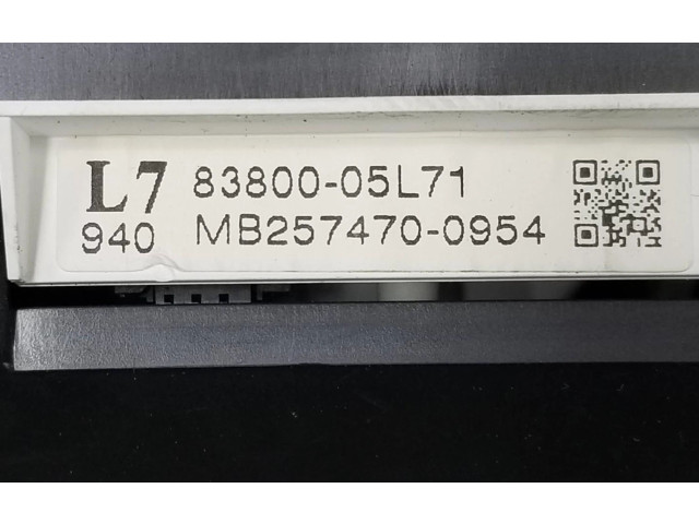 Přístrojová deska Toyota Avensis T270 2011 8380005L71, 8380005L71