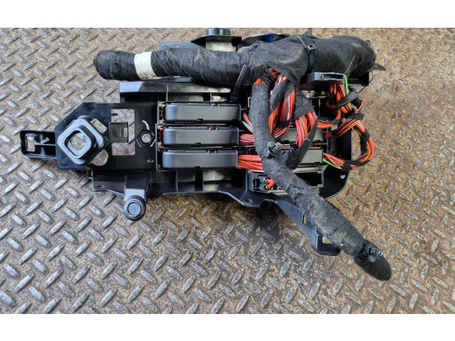 Блок предохранителей 4E0419091CL Audi A6 S6 C6 4F