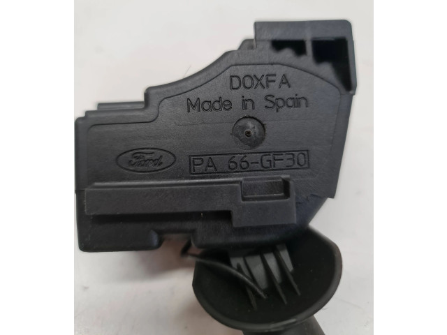 Ручка стеклоочистителей PA66GF30   Jaguar X-Type